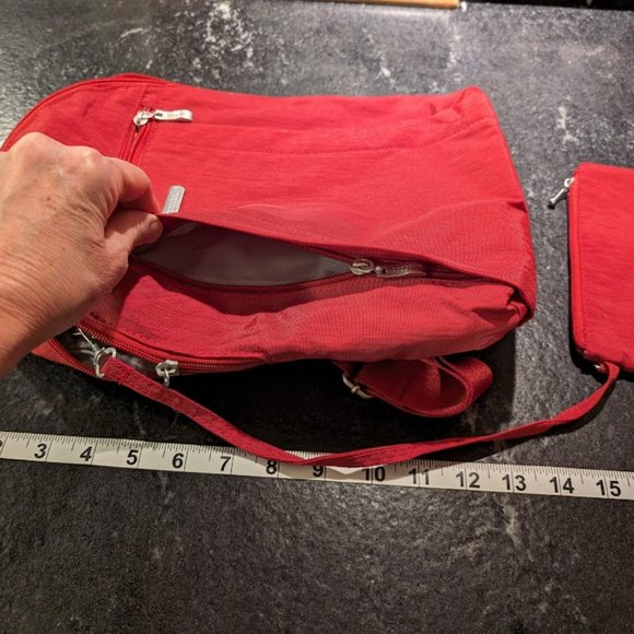 Red Baggallini Crossbody Sling - Picture 4 of 5